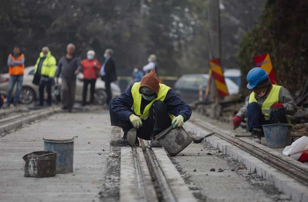 Lucrari la linii tramvai în Iași