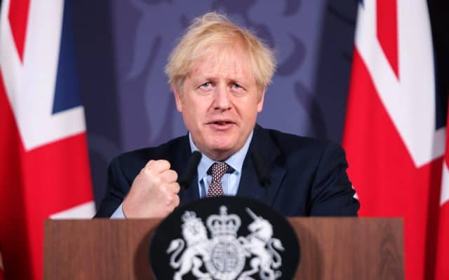 Premierul britanic Boris Johnson demisionează