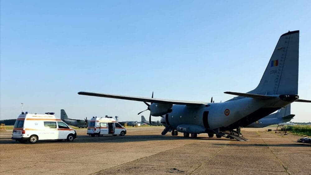 Patru pacienți români cu COVID-19, în stare gravă, transferați la spitale din Danemarca și Cehia