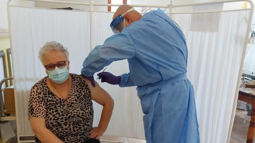 Maraton de vaccinare în cele mai mari municipii din județul Hunedoara