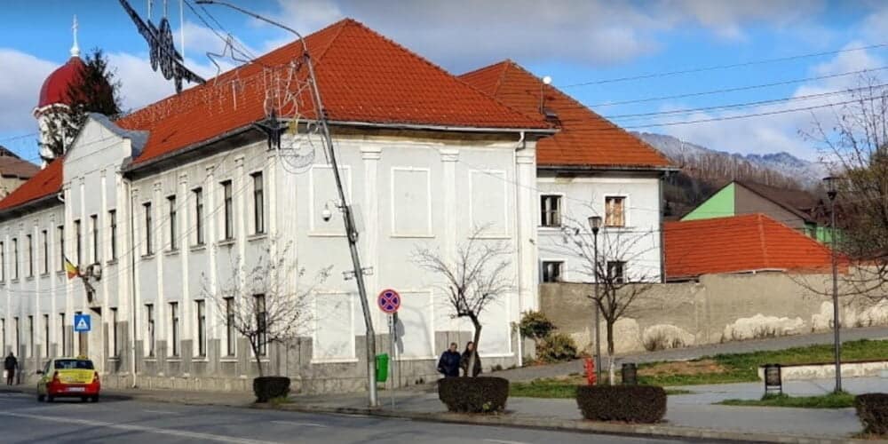Judecatoria Petrosani - Foto gddhd.ro