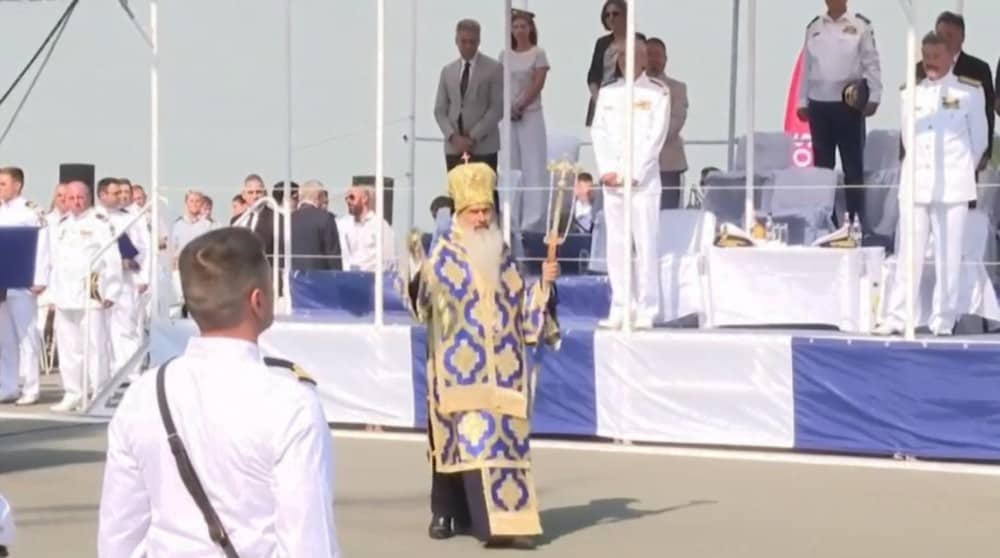 Lui ÎPS Teodosie i-a fost tăiat microfonul de Ziua Marinei, pentru a-i scurta slujba. Foto Captură video Antena 1