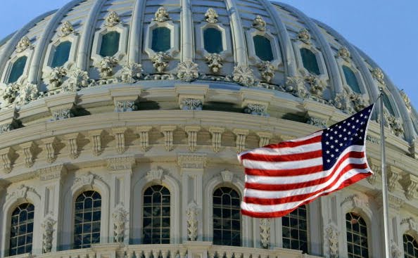 Ambasada SUA la Moscova a emis o alertă de securitate şi i-a îndemnat pe cetăţenii americani să părăsească imediat Rusia.