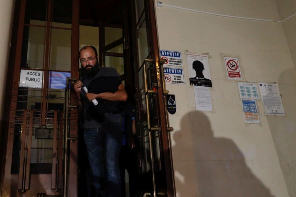 Preotul Visarion Alexa rămâne sub control judiciar