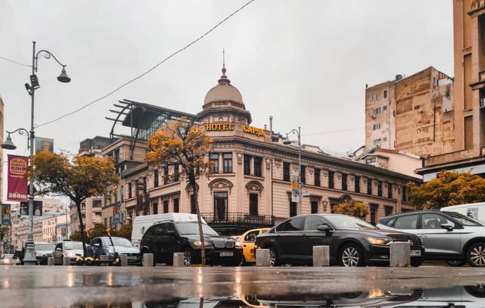 Reabilitarea termică a clădirilor merge greu în București. Bilanț pe sectoare. Foto: Ana-Maria Antonenco/Pexels.com