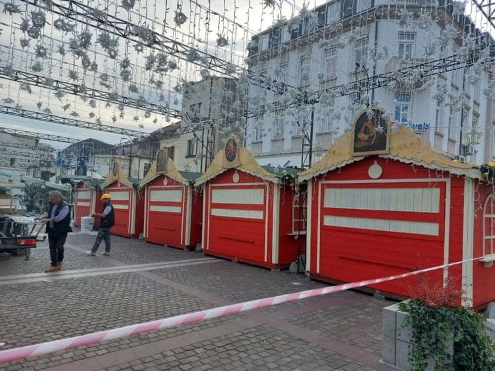 Primăria Craiova aprinde peste 1 milion de beculețe de sărbători cu o lună și jumătate înainte de Crăciun