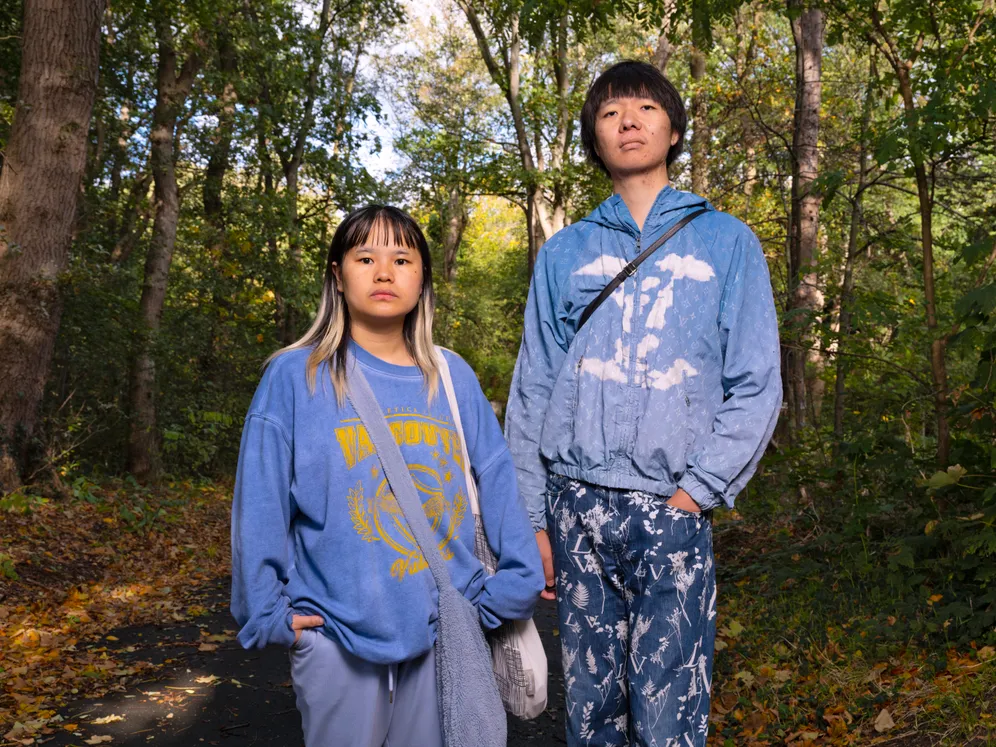 Hărțuit în Țările de Jos: disidentul Wang Jingyu, cu logodnica sa Wu Huan Foto: Peter Arno Broer / DER SPIEGEL