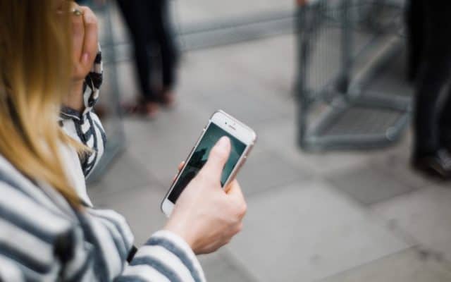 INCDFP are două conturi pe Telegram și pe Twitter, la care oricine își poate seta de pe telefon sau de pe computer să primească alerte.