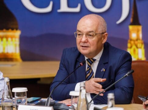Primarul Clujului cere reorganizare administrativă: „România nu mai poate funcţiona cu 3.000 de UAT-uri”. Foto Facebok Emil Boc