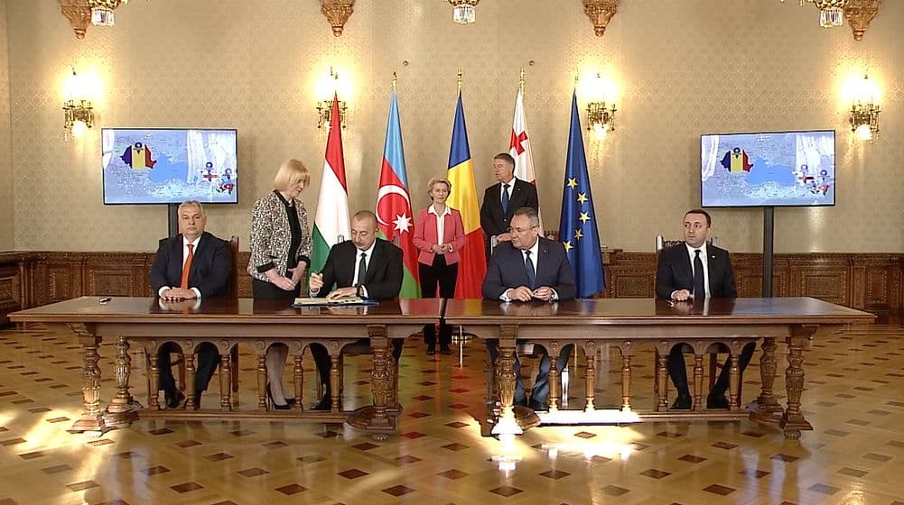 Semnare Acord Foto captură video Facebook Guvernul României