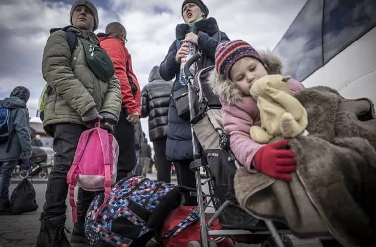Ce cred românii despre refugiații ucraineni și războiul din ţara vecină