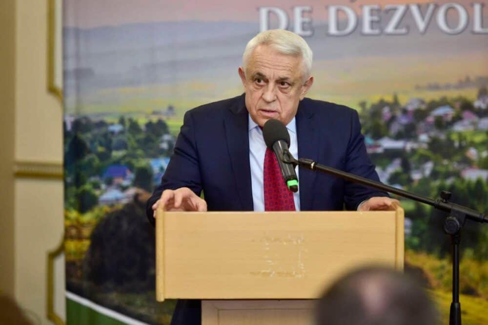 Românii vor plăti incompetența ministrului Agriculturii. Daea a negociat prost la Bruxelles pentru compensațiile acordate fermierilor
