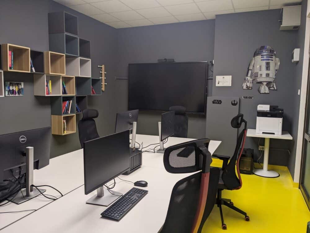Cum creezi un laborator de inteligență artificială în România. Exemplul Craiova