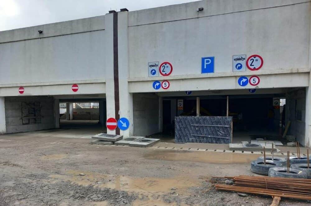 Stadiul lucrărilor la parcarea supraetajată a Spitalului Județean Galați. Câte locuri va avea și ce facilități pentru pacienți