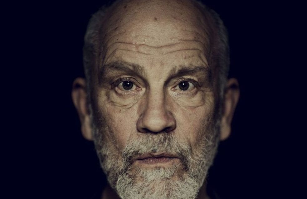 Comedie infernală este un spectacol pe care autorul său, Michael Sturminger, l-a scris special pentru John Malkovich.