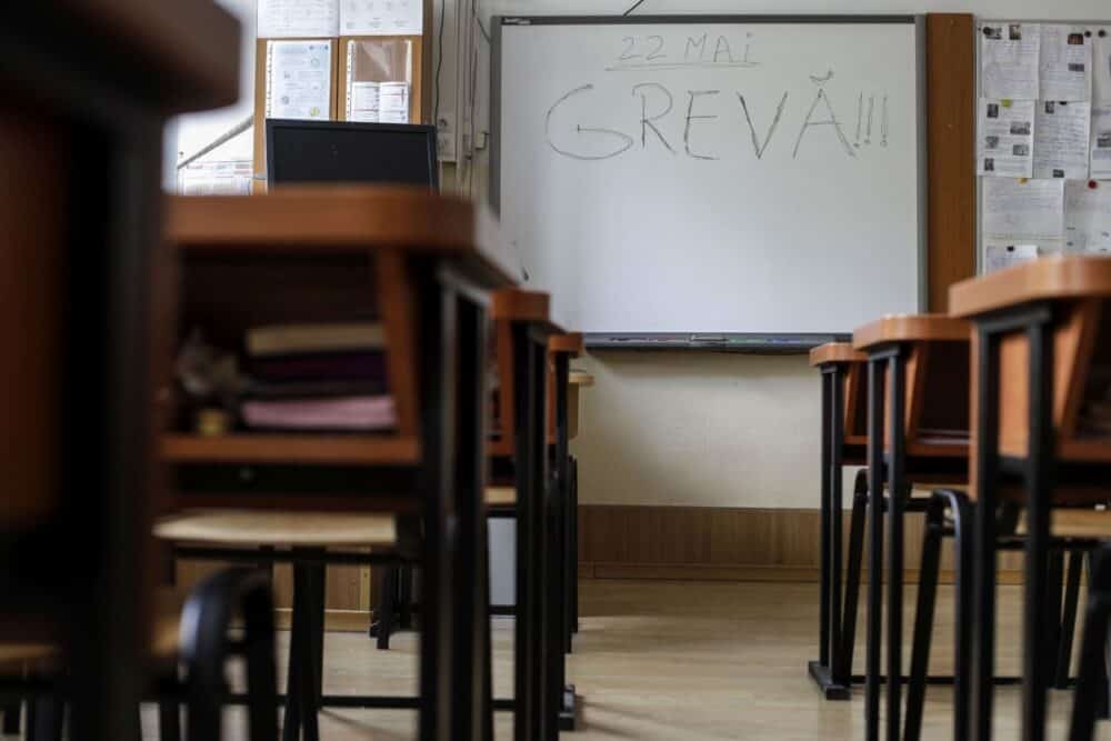 A doua zi de grevă generală în școli și grădinițe