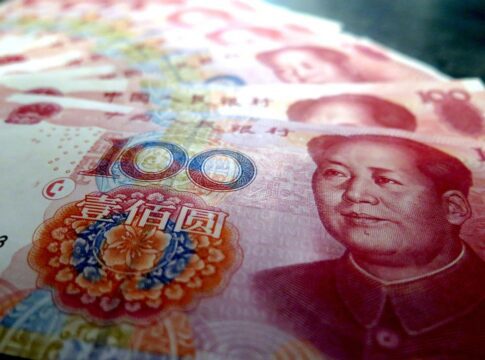 China vrea ca moneda sa să fie mai atractivă ca dolarul pentru tranzacțiile internaționale