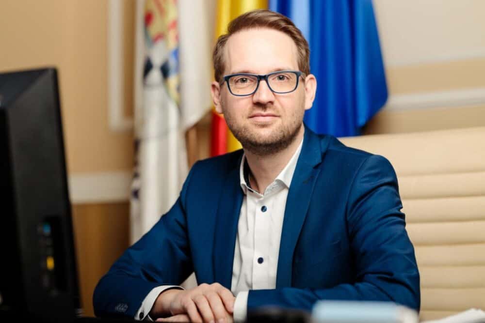 USR: Diferența între Lasconi și Ciolacu s-a mărit cu 1700 de voturi, după renumărarea a 80% din voturi