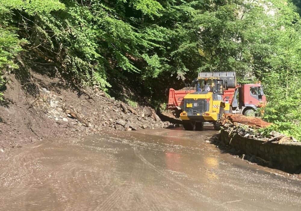 Circulaţia a fost reluată în condiţii normale pe Transfăgărăşan