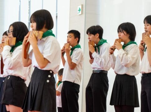 Timişoara - Capitală Europeană a Culturii | Un grup de tineri din Japonia va cânta la 34 de naiuri create dintr-un arbore supravieţuitor al exploziei de la Hiroshima