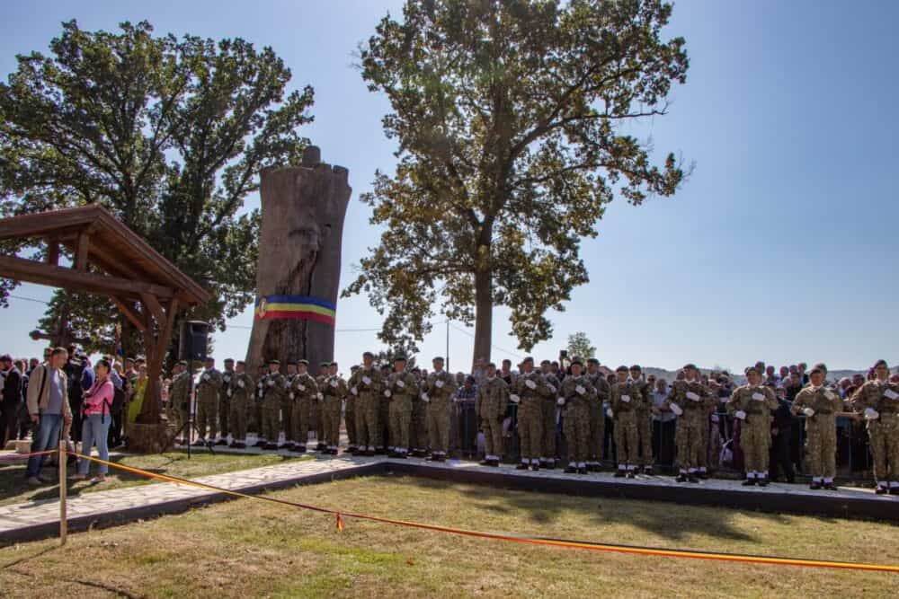 151 de ani de la moartea lui Avram Iancu. Mii de oameni au luat parte la Serbările Naţionale de la Ţebea