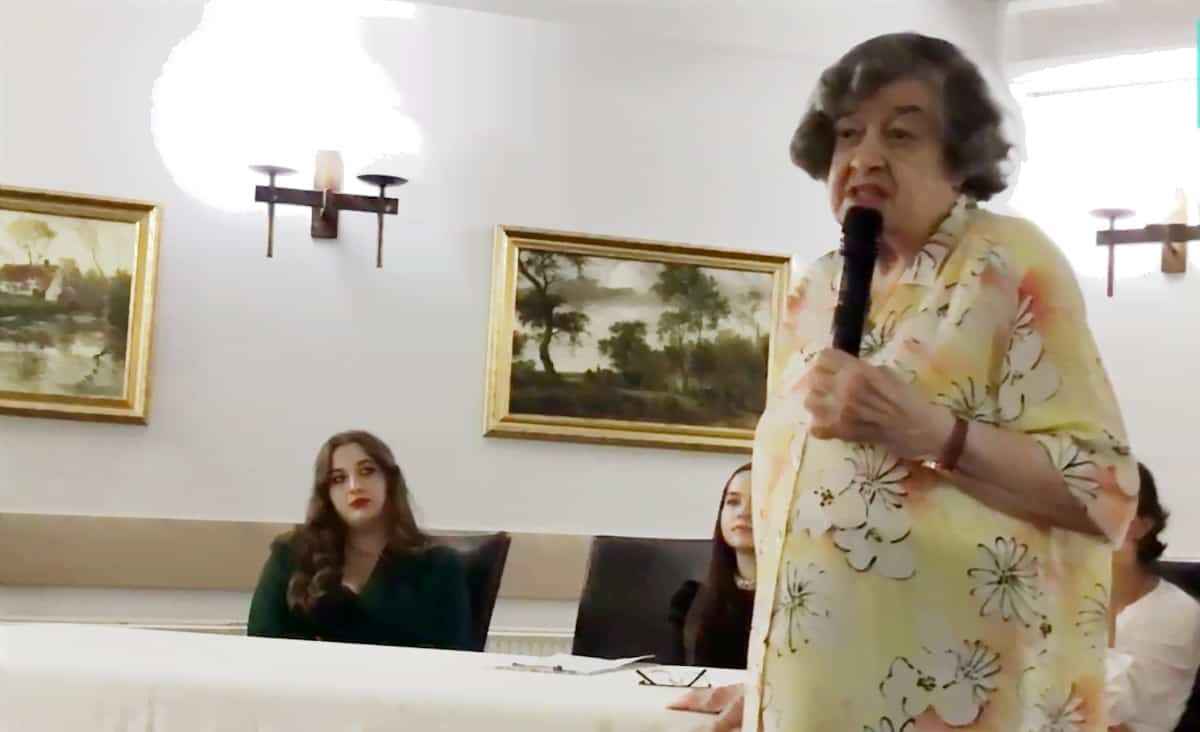 „După 80 de ani, nu am uitat pistolul care mi-a fost pus în față la 7 ani de un legionar”, a povestit Edith Konigsberg.