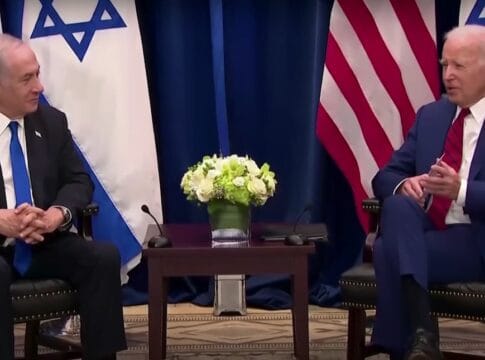 Netanyahu trebuie să joace după regulile lui Biden, pentru a obține susținerea americană, scrie publicația israeliană Haaretz. Captura video