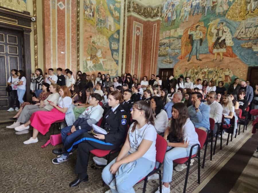 120 de persoane au participat la întâlnirea de la Muzeul de Istorie Națională și Arheologie din Constanța