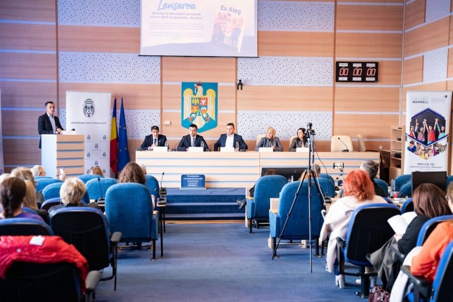 Ghidul, gândit de Asociația Maxwell România, cu sprijinul Primăriei Sectorului 6 și al Inspectoratului Școlar al Municipiului București Sector 6, a fost lansat pe 6 noiembrie. 