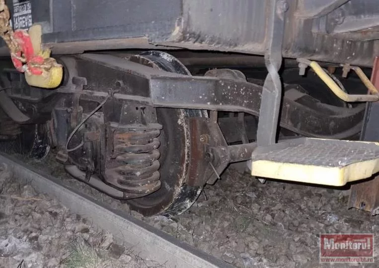 Tren deraiat la Botoșani - Incidentul a avut loc luni noapte, pe o porţiune de cale ferată cuprinsă între Truşeşti şi Todireni