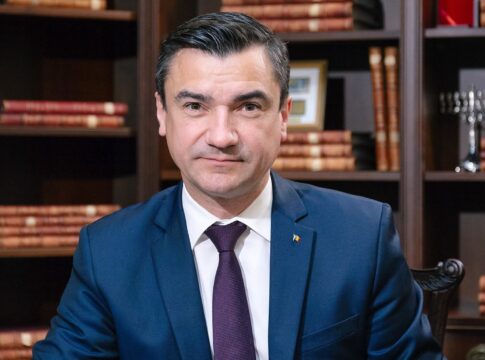 Primarul Mihai Chirica şi-a pierdut majoritatea în CL Iași