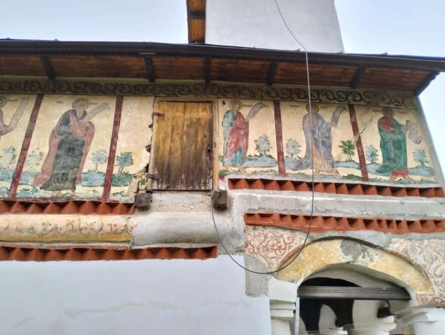 Biserica din Vladimir este monument istoric. Renovat cam de mântuială