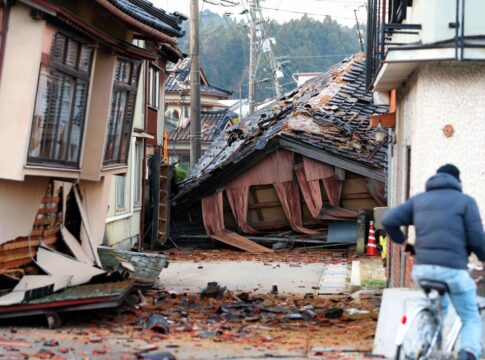 48 de persoane au murit în urma cutremurului din Japonia