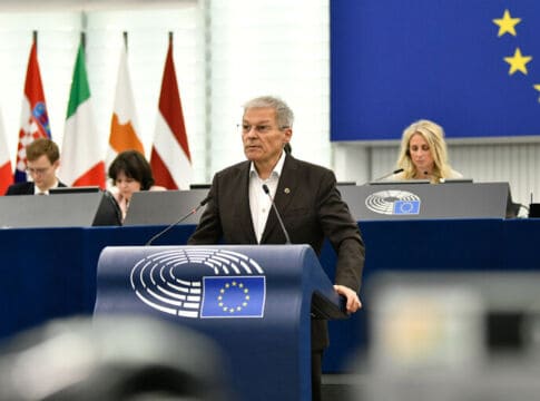 Ciolacu are șanse mai mari decât Iohannis să ajungă președintele Consiliului European