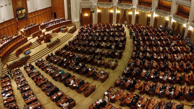 Hackerii au spart site-ul Camerei Deputaților și cer bani pentru returnarea datelor