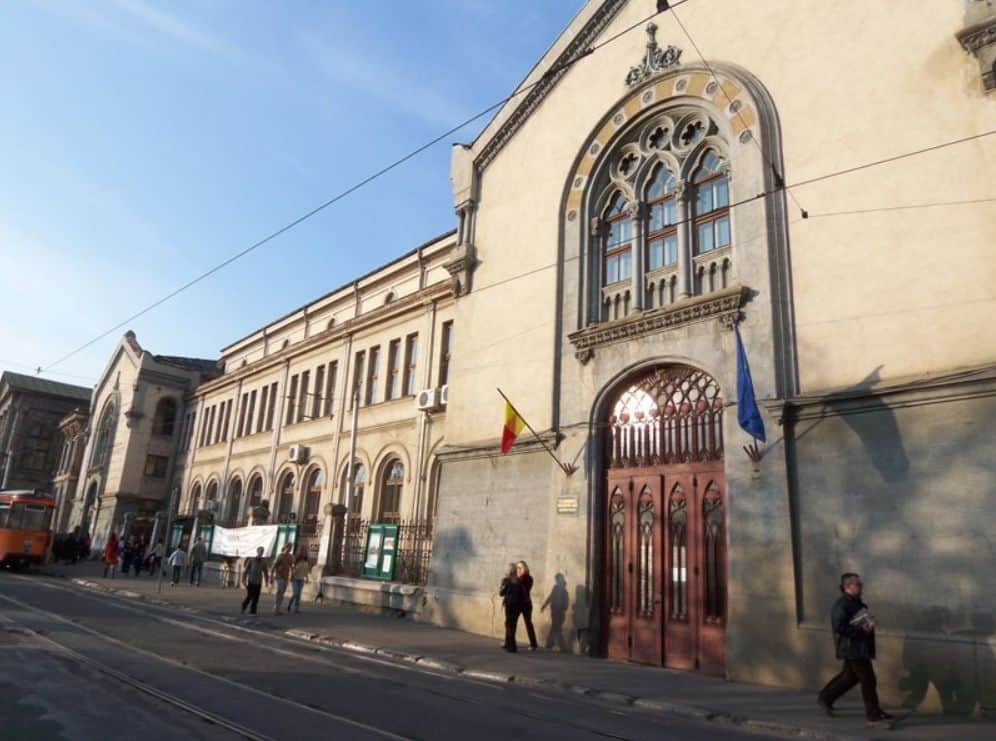S-a semnat contractul pentru reabilitarea Filarmonicii Iași