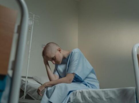În România, un bolnav de cancer din 3 moare cu zile - se înregistrează cea mai ridicată rată de mortalitate prematură din Europa