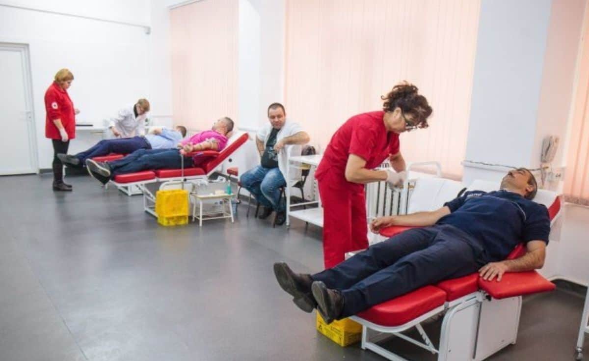 Proiect: Ieșenii ar putea fi scutiți de plata impozitului pe proprietate dacă donează sânge
