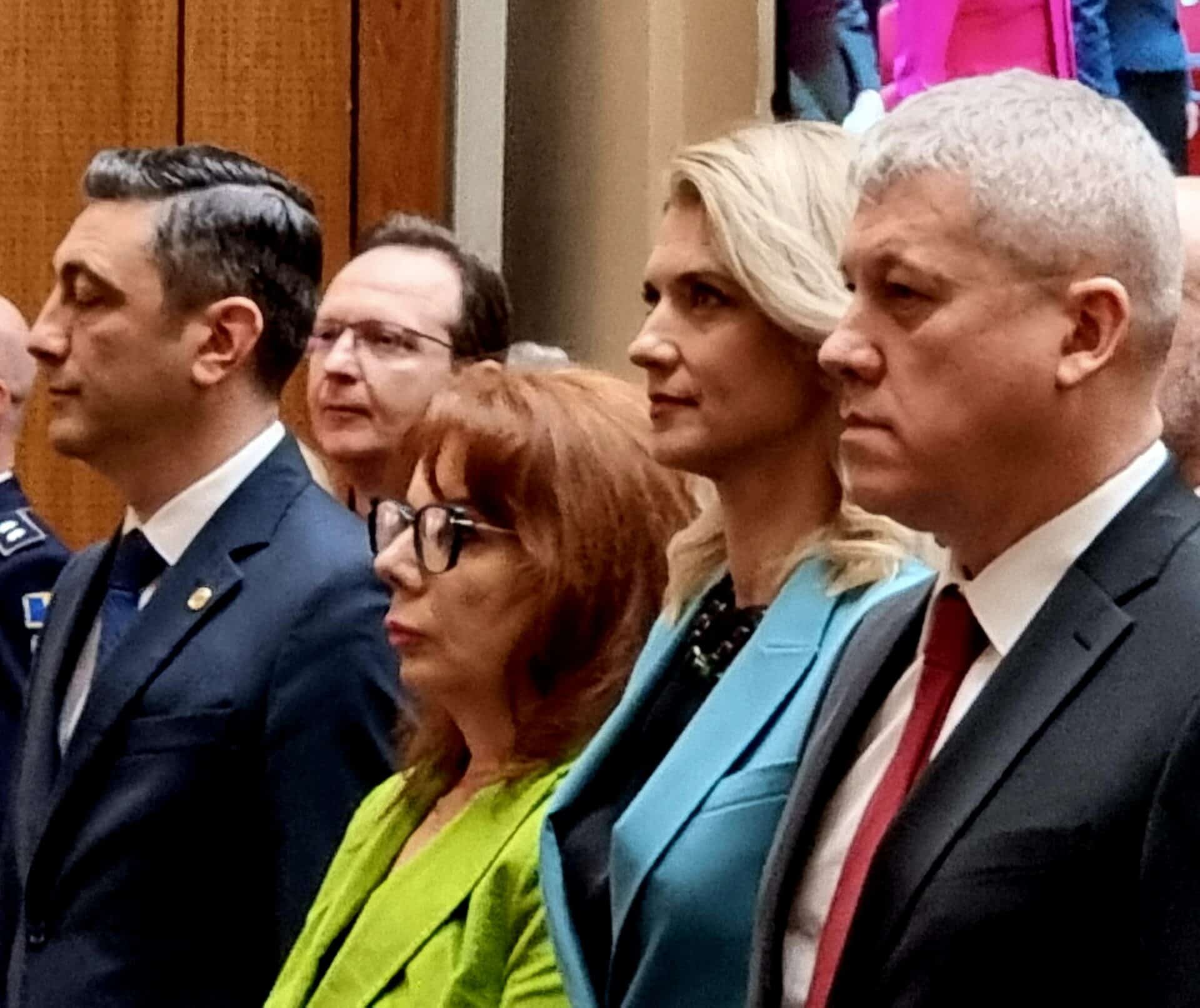 Cătălin Predoiu spune că e cazul ca Guvernul și CSM să găsească o soluție pentru anchetarea magistraților