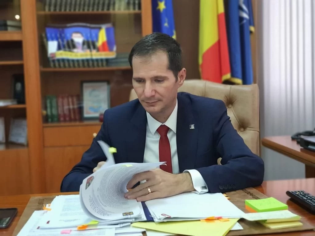 A murit președintele Consiliului Județean Vrancea, liberalul Cătălin Toma - omul care l-a învins pe Oprișan