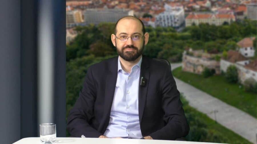 De ce este electoratul lui Trump izolaționist. Explică Tudor Benga, deputat independent, cu studii în SUA