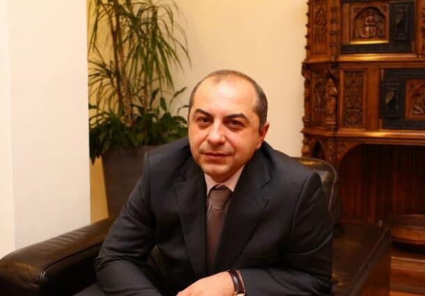 PSD și PNL au identificat candidatul comun la Primăria Capitalei - medicul Catalin Cirstoiu, manager al Spitalului Universitar Bucuresti