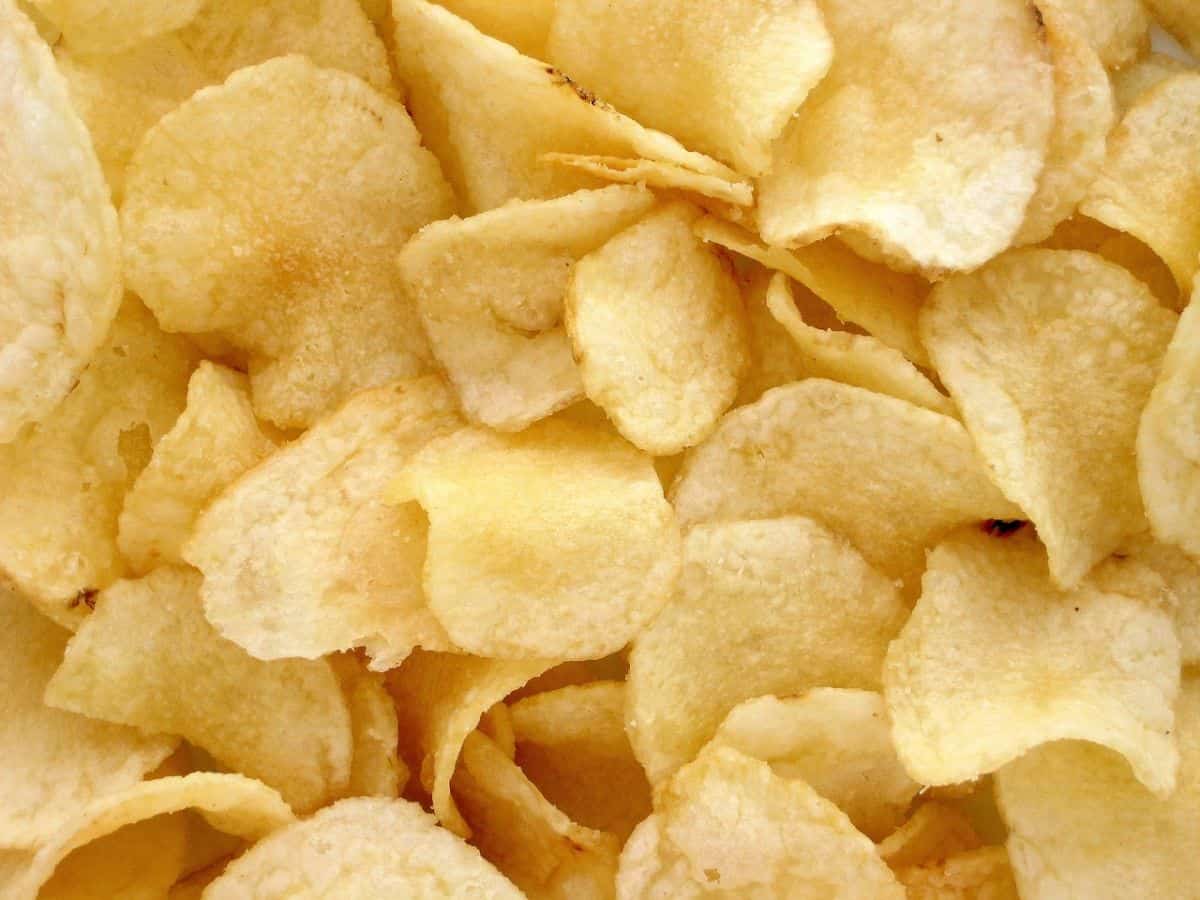 Cum se aplică legea privind alimentele nesănătoase în școli, către minori, după 16 ani de la implementare. Sursa foto: Pixabay.com