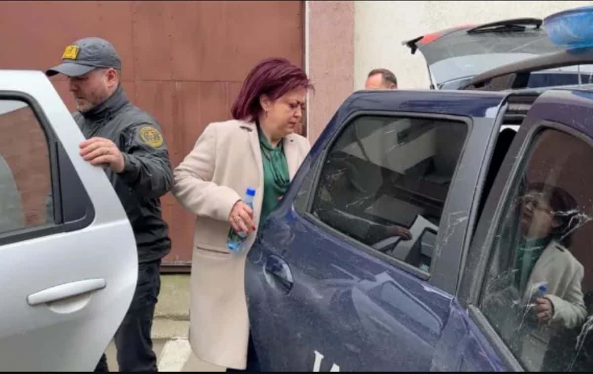 Monica Adăscăliţei, managerul Spitalului Judeţean din Botoșani, reţinută de procurorii DNA