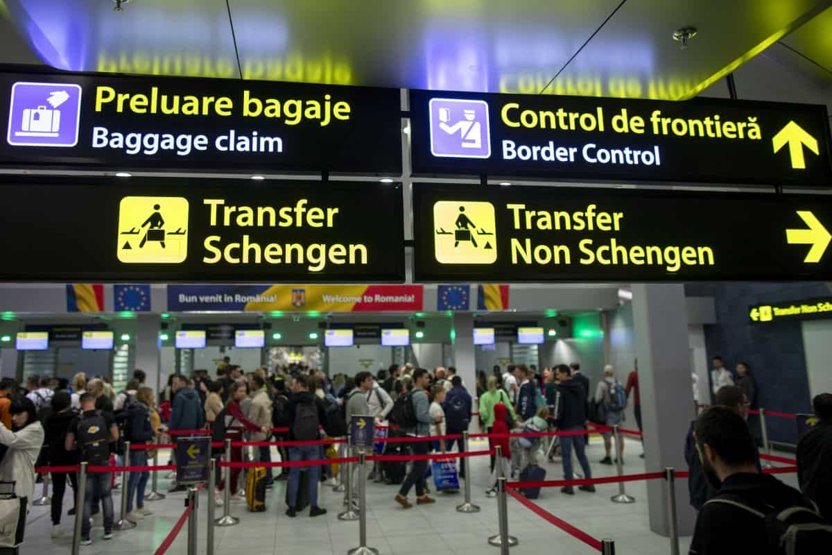 România este în Schengen cu frontierele aeriene și maritime