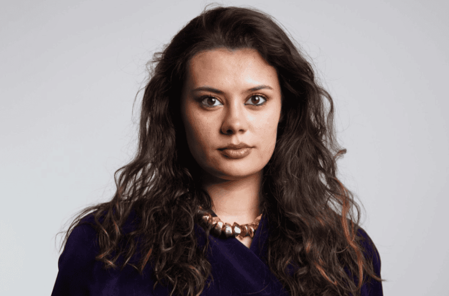 Cum a ajuns o româncă investitor la JetBlue Ventures din San Francisco. Călătoria Elizei Dragomir începe în București.
