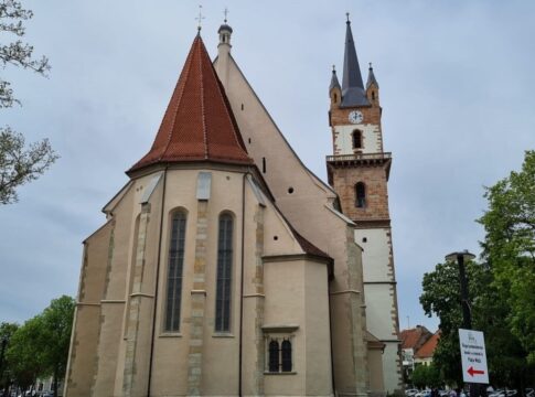 Legendele Bistriței. Povestea celui mai înalt turn de biserică din Transilvania