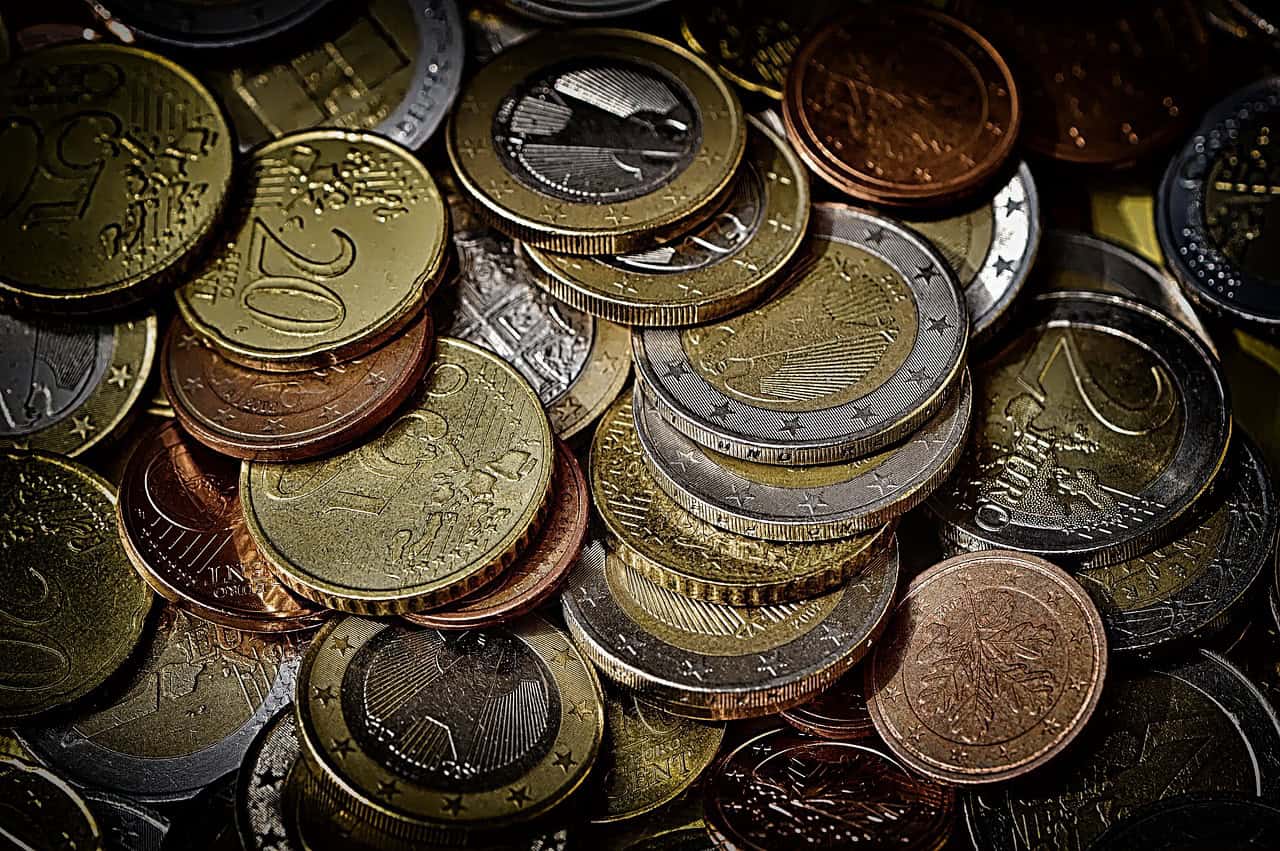 500.000 de monede euro falsificate au ajuns pe piață, după ce o bandă de falsificatori de bani din Toledo, Spania ar fi pus în circulație o sumă mare de bani.