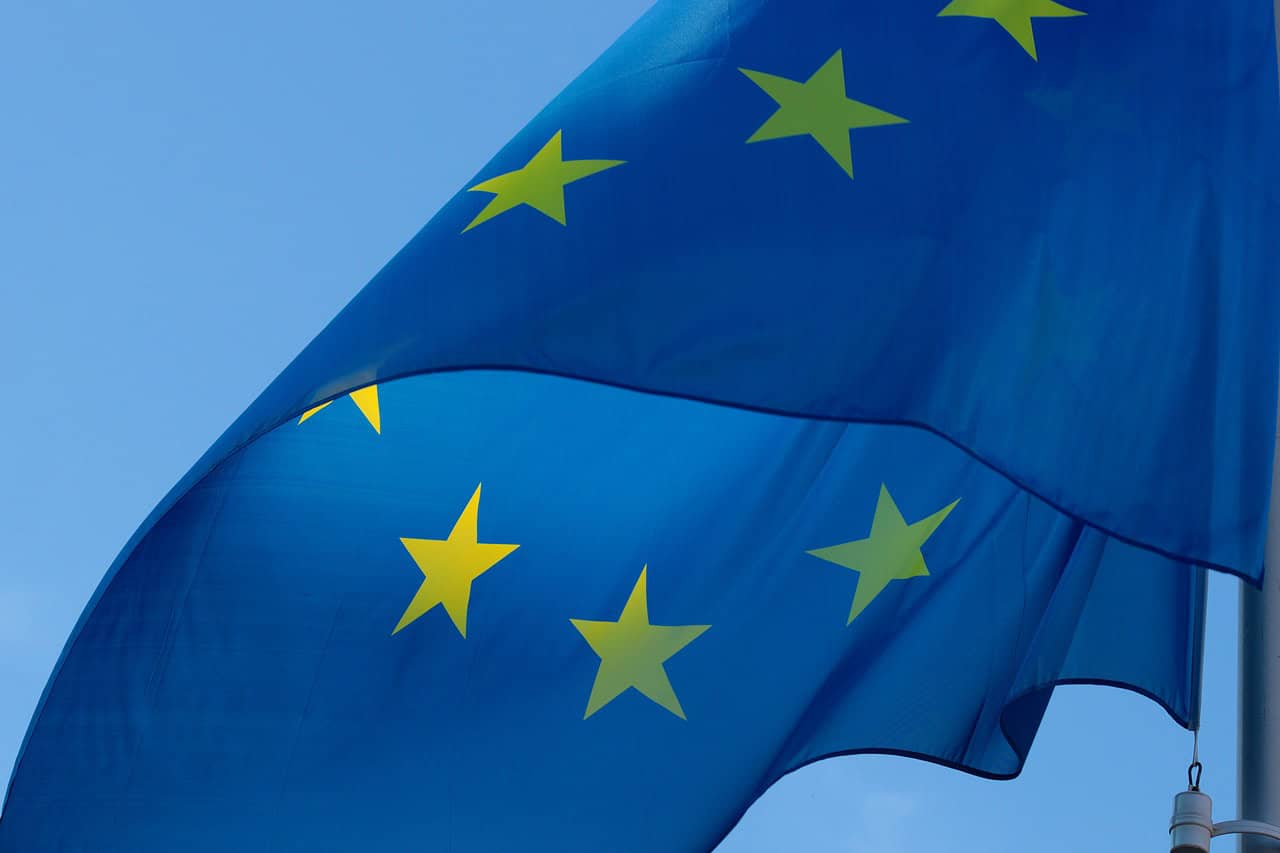Monumente importante iluminate de Ziua Europei, astfel se sărbătorește în acest an, în întreaga Europă ziua de 9 mai.