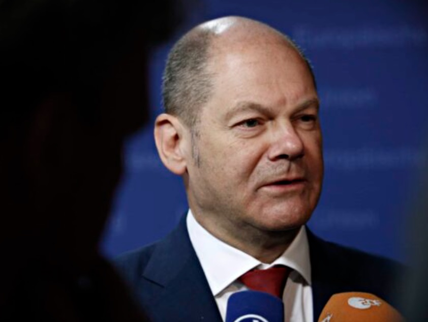 Ucraina poate lovi ținte militare din Rusia. Franța și Germania și-au dat acordul, precizând faptul că nu se încalcă dreptul internațional.